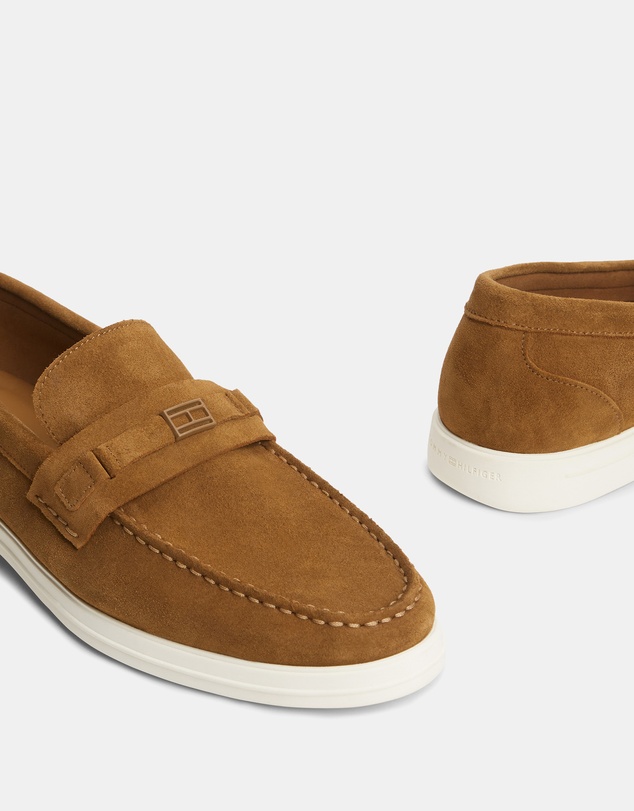 Tommy Hilfiger - Malko Light Suede Flag Hardware Loafers - Men's