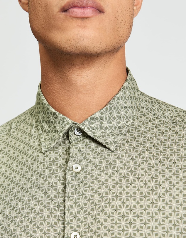 Ben Sherman - Linear Geo Print Short Sleeve Shirt