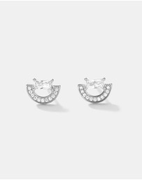 Ichu - Arched silver stud