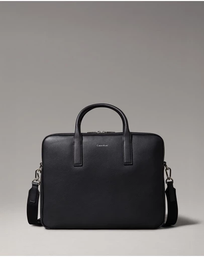 Calvin Klein - Logo Micro Pebble Commuter Bag
