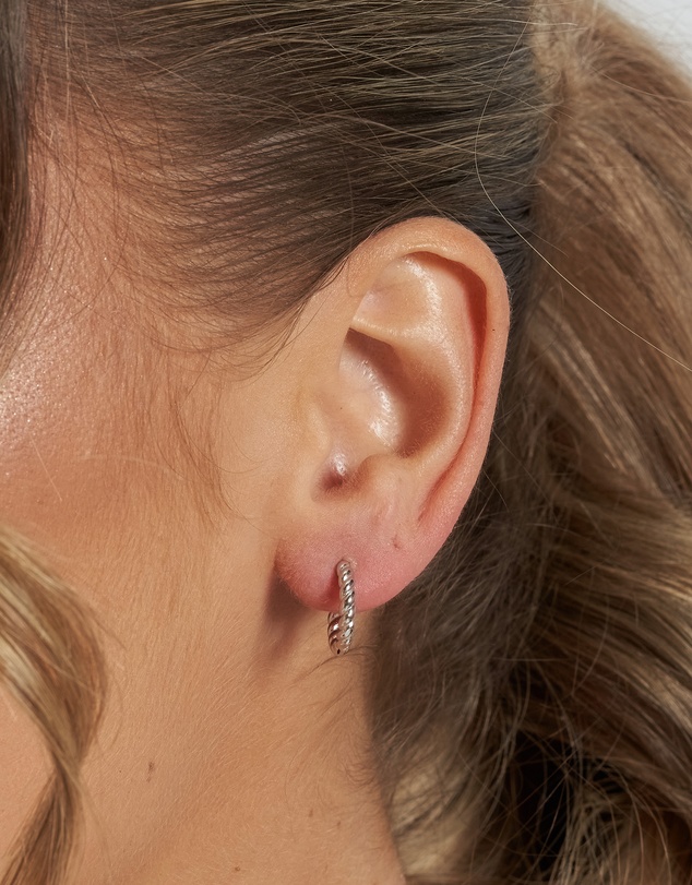 Izoa - Gracie Huggie Earrings