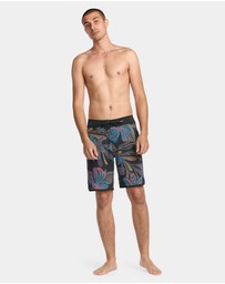 Volcom - Mens Infuse Scallop Mod 19