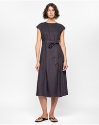 Staple the Label - Rhea Midi Dress