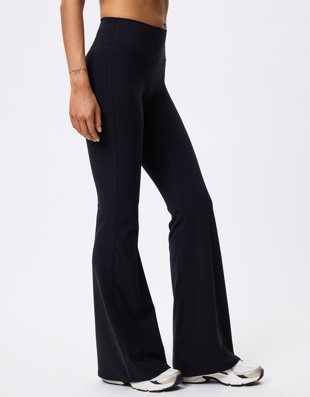 AVE Active - Sculpt Flare Leggings