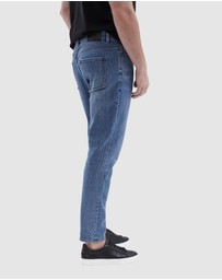 UNISON - Slim Tapered Jean