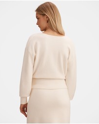 Forever New - Eloise V Neck Jumper