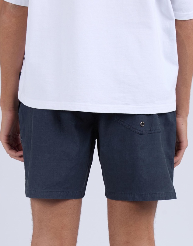 Silent Theory - Tres Short
