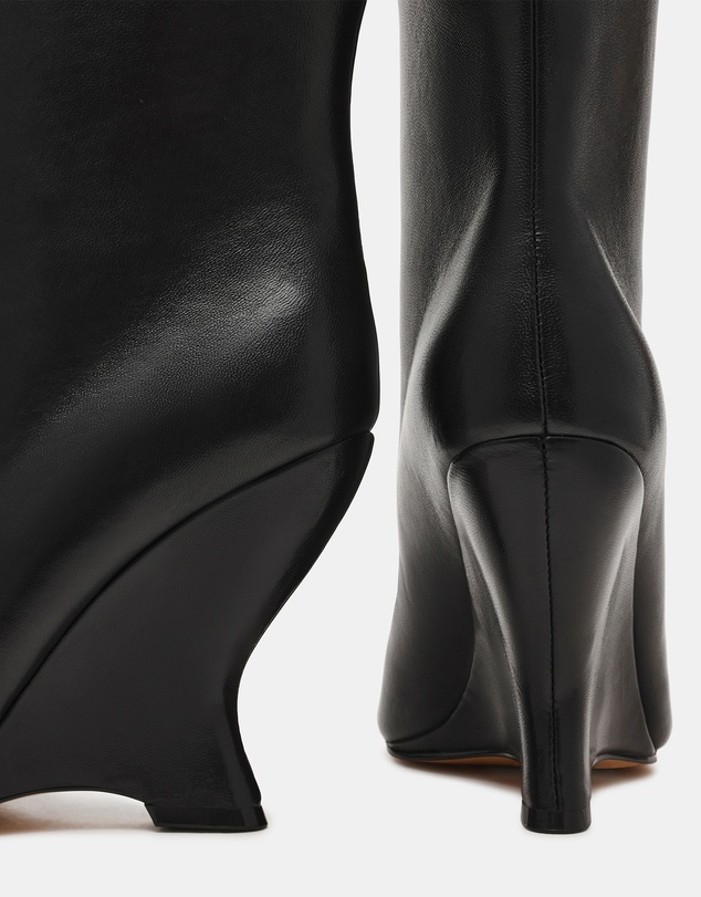 Steve Madden - Relix Black Leather Wedge Booties
