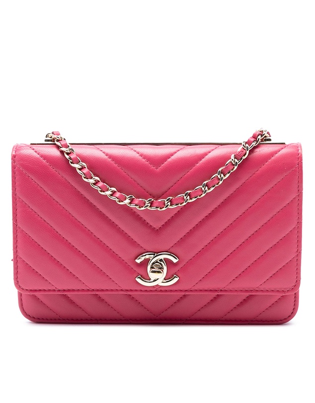 Pre-Loved by Azura Reborn - Pre-Loved Chevron Lambskin Trendy CC Chain Wallet on Chain
