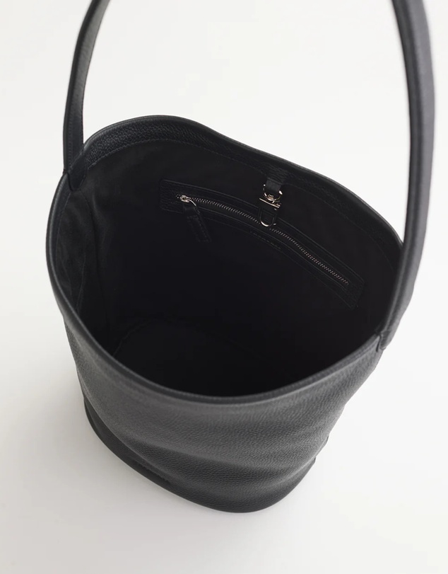 The Horse - Esme Tote