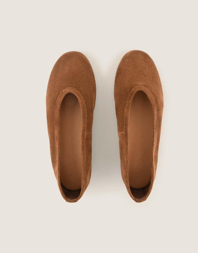 Shelly Shen - Salem Ballet Flats Chestnut Suede