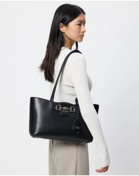 GUESS - Janie Girlfriend Carryall