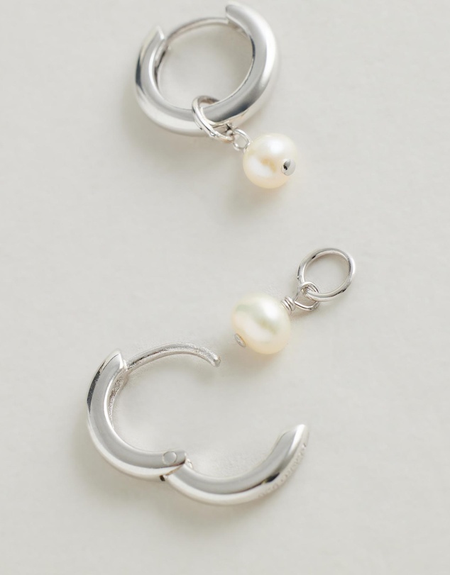 EL&RO Jewellery - Soma Pearl Huggie Earrings