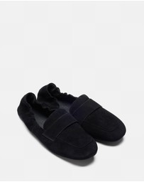 Nelson Made - Nomi Flat