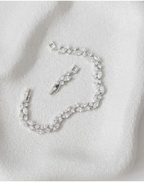 The White Collection - Sabrina - Minimal Silver Bridal Bracelet