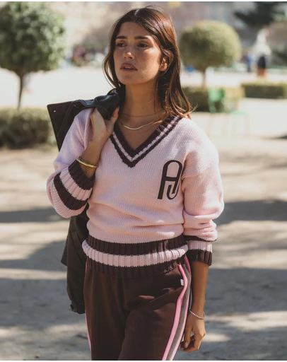 Araminta James - AJ V Neck Sweater