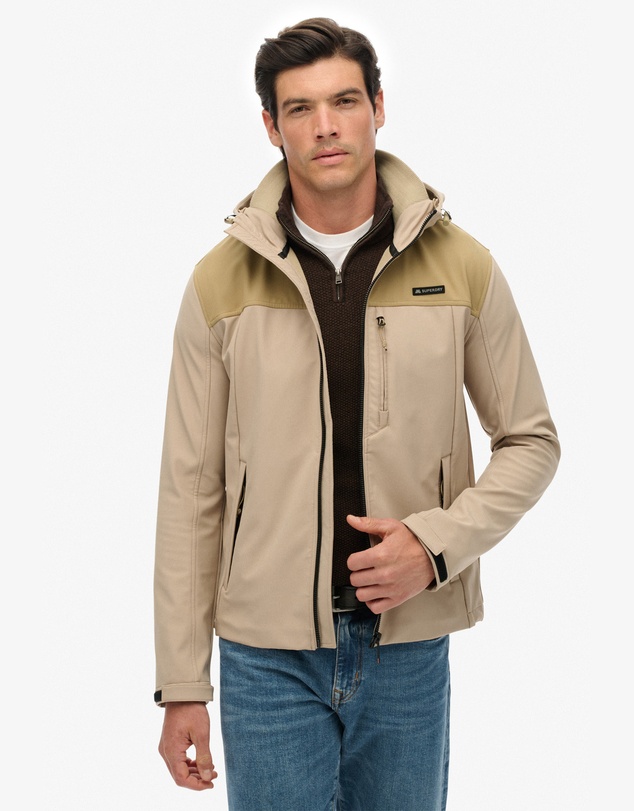 Superdry - Hooded Softshell Tech Trekker