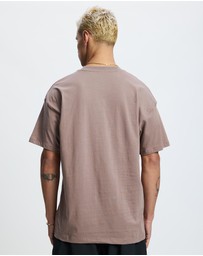 New Balance - Linear Graphic T-Shirt