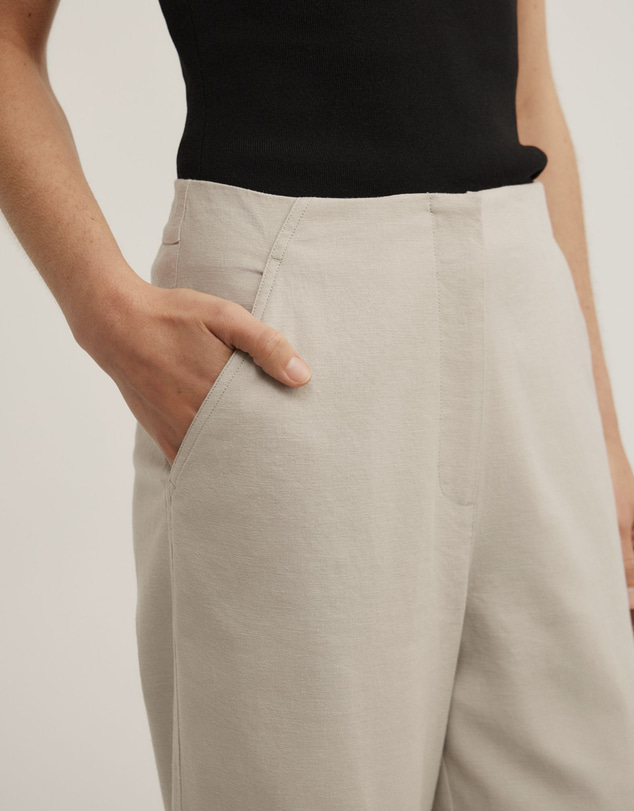 Witchery - Linen Crop Pants