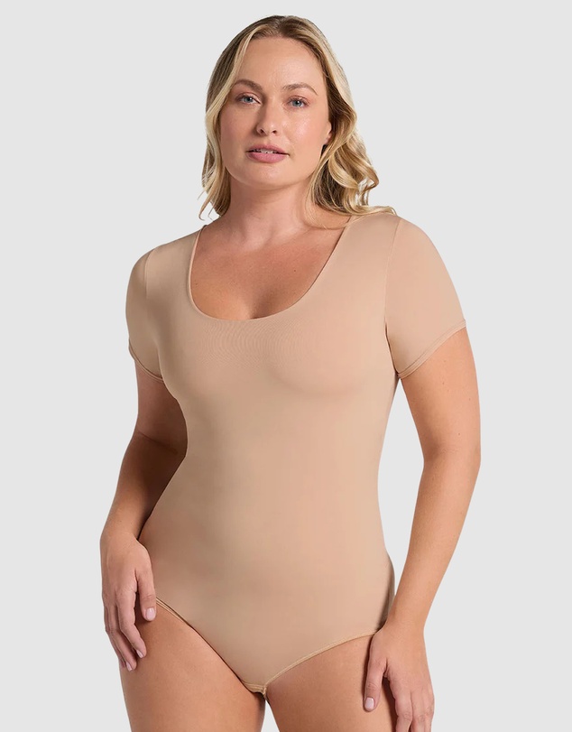 Leonisa - Essential Boldly Short Sleeve Shaping Tummy Control Bodysuit