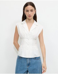 Calli - Tucked Sleeveless Shirt