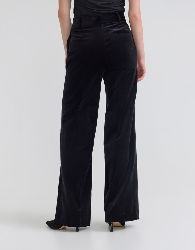 Oxford - Lydia Stretch Velvet Pants