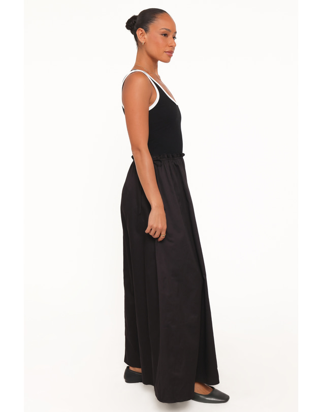 Petal & Pup - Finesse Maxi Dress - Black