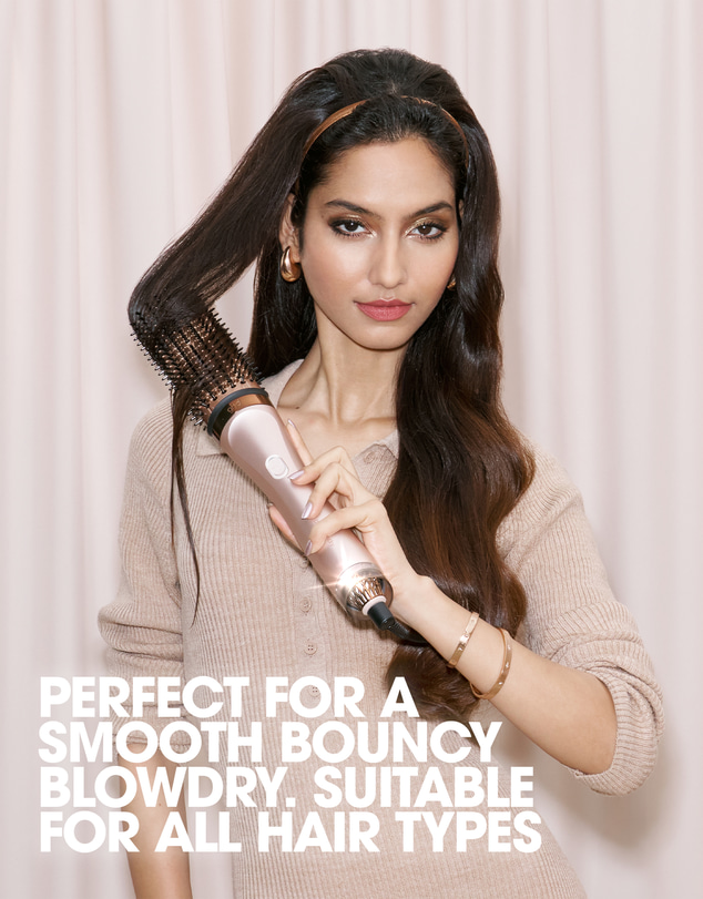 ghd - duet blowdry 2-in1 Hair Dryer Brush Gift Set in Cashmere Beige