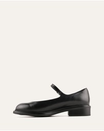 Jo Mercer - Wilde Casual Flats