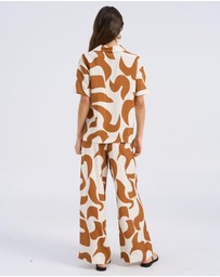 Vero Moda - Geo Printed Shirt