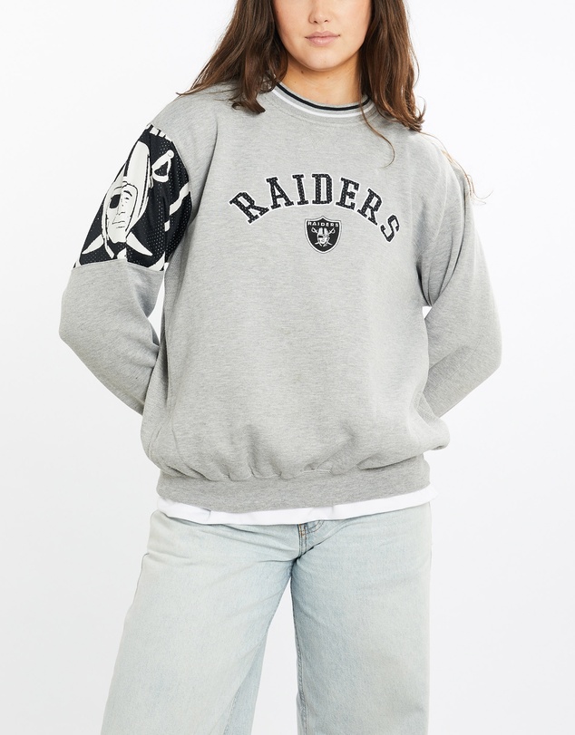 Vintage by The Real Deal - Pre Loved - Vintage NFL Los Angeles Raiders Sweatshirt