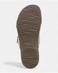 Vionic - Reese Back Strap Sandal - Oatmeal