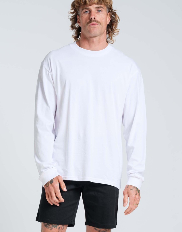 Vacancy Co - Vacant Long Sleeve Tee