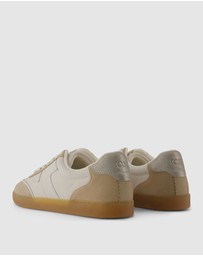 TOMS - Collins Sneaker