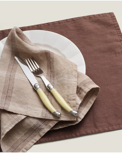 Carlotta + Gee - 100% Linen Placemat Set