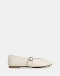Call It Spring - Elyiaa Flats