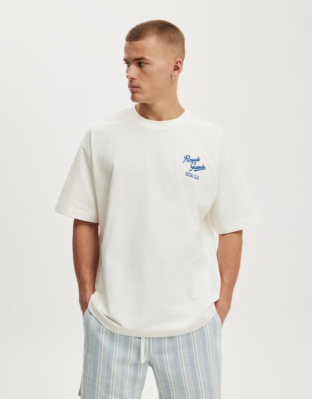 Cotton On - Box Fit Text T-Shirt