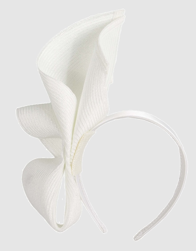 Max Alexander - Tall White Racing Fascinator