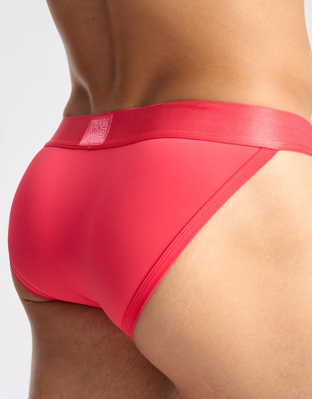 TEAMM8 - Spartacus Sports Brief
