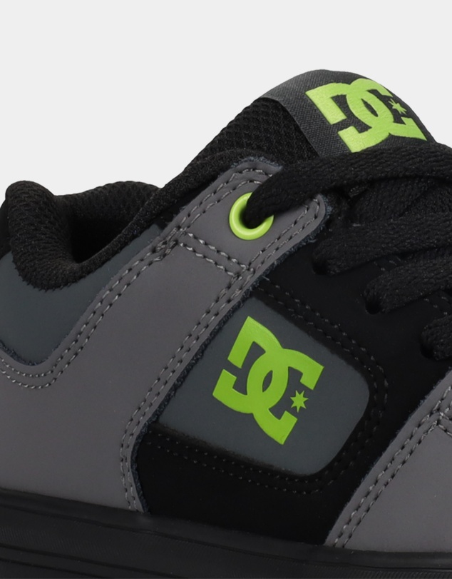 DC Shoes - Boys 8 to 16 Pure Skate Shoes