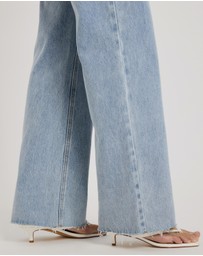 Atmos&Here - Myra Straight Leg Raw Hem Jeans
