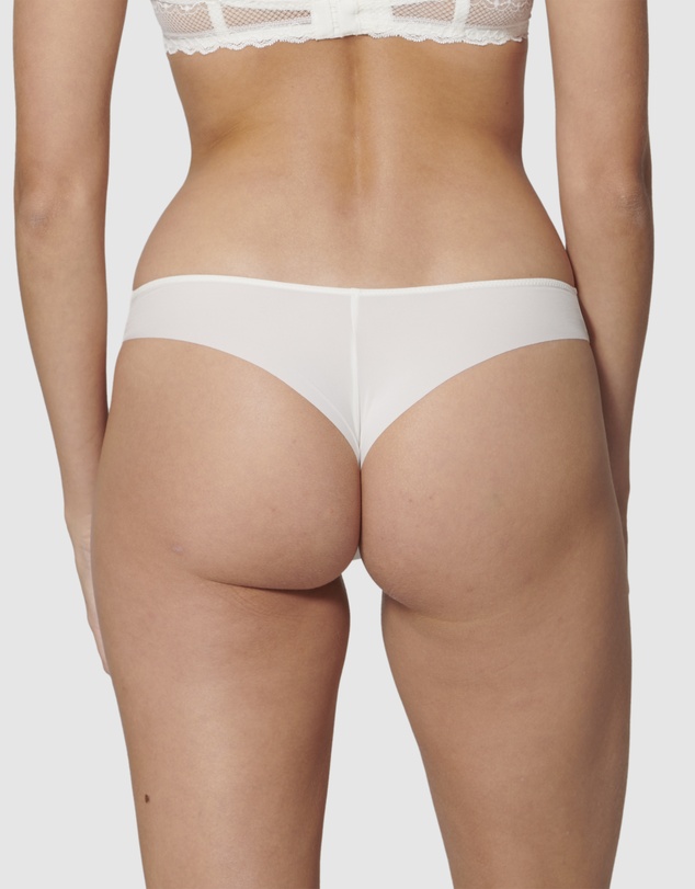 Simone Perele - Destinee Tanga