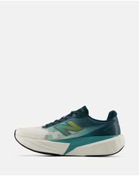 New Balance - FuelCell Rebel v5 - Men's