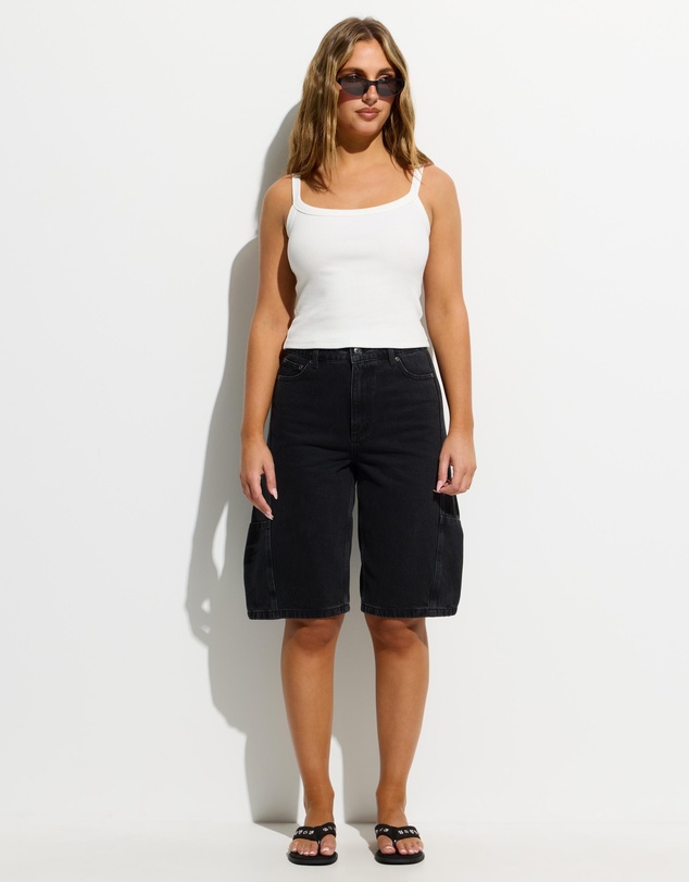 Dazie - Austin Mid Rise Barrel Jorts