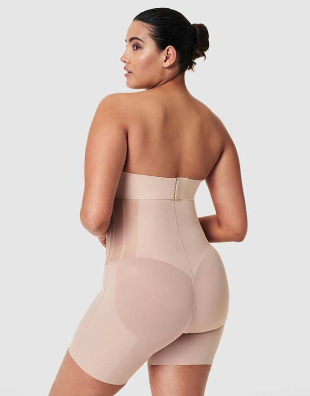 Spanx - TotalContour-High-Waisted Mid-Thigh Shorts