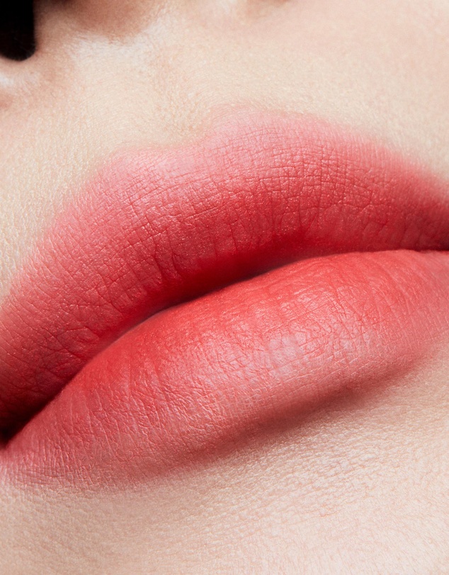 MAC - Powder Kiss Lipstick