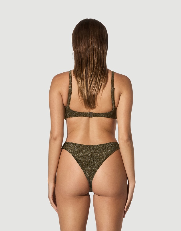 Form and Fold - The 90s Staple Bottom