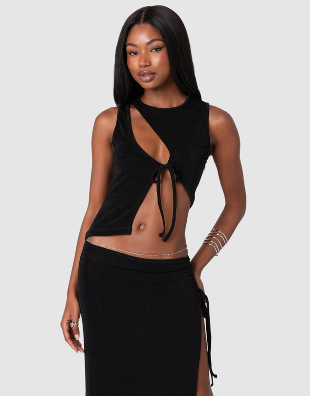 EDIKTED - Goldie Asymmetric Cut Out Top