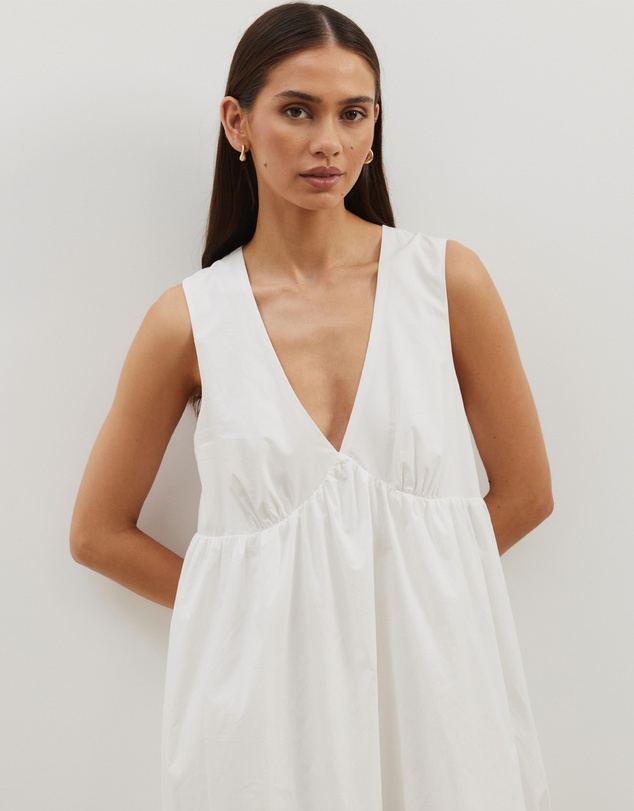 Atmos&Here - Louisa V-Neck Midi Dress