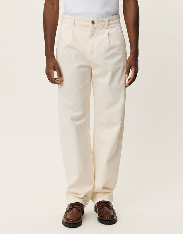 Les Deux - Romeo Pleated Chino Pants